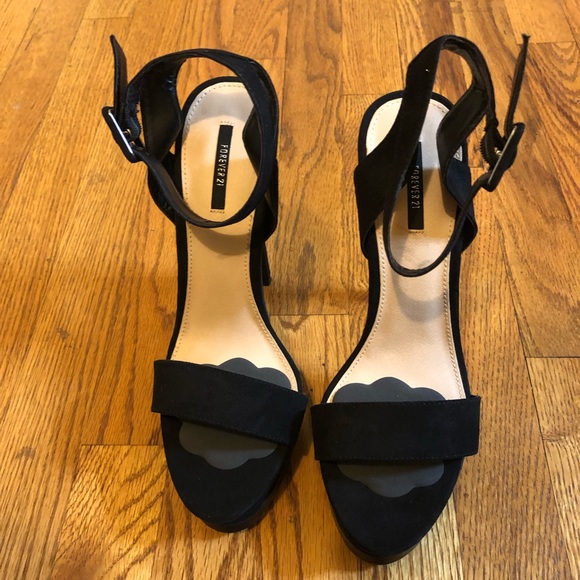 Black Size 9 Forever 21 Strappy Heels - Picture 1 of 3